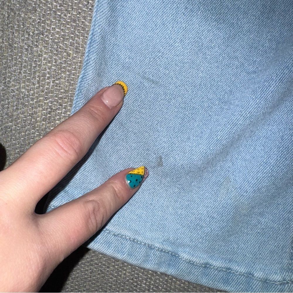 Time and Tru size small Women's light blue wash Maternity Straight Jeans NWT - Picture 2 of 5